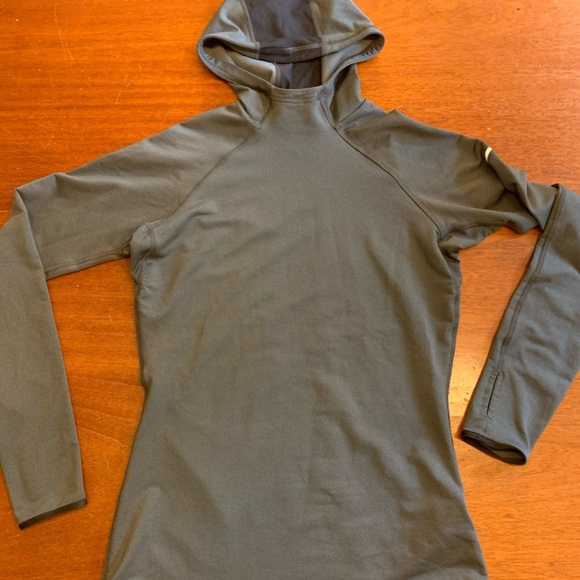 Nike ProRunning Shirt Womens M Dri-Fit Long Sleeve Hooded Pullover Stretchy Warm - Picture 1 of 7